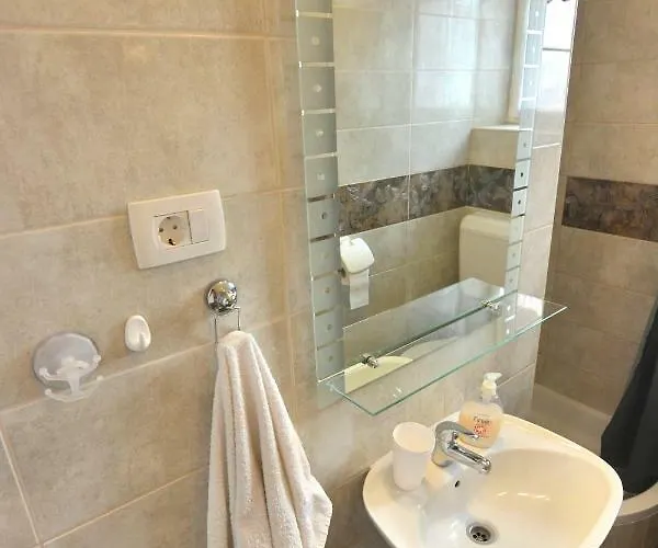 Vela Apartment Makarska