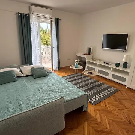 Vela Apartman